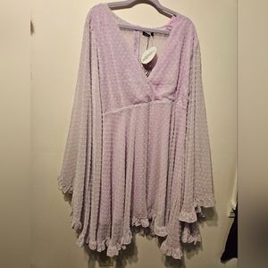 Light violet dramatic sleeve dress